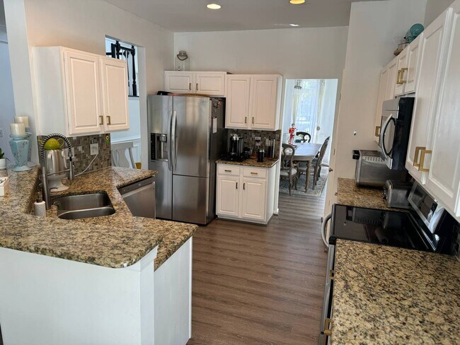 Building Photo - 2414 Oberwood Dr