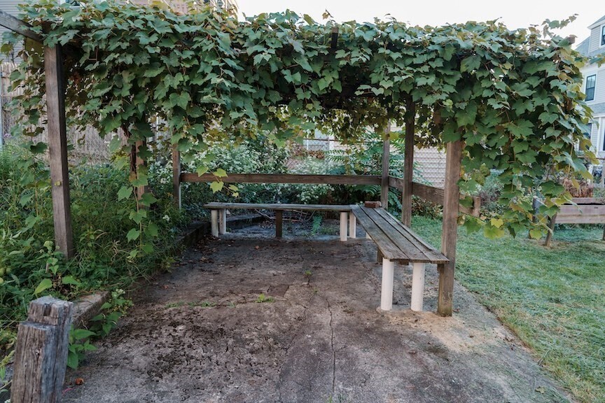 Building Photo - 45 Montvale St