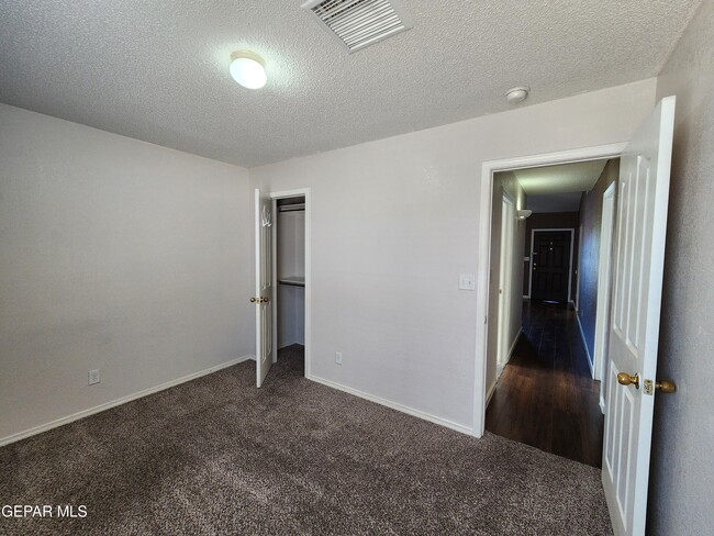 Building Photo - 14228 Lasso Rock Dr