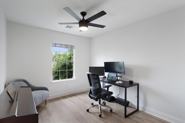 Building Photo - 15129 Donna Jane Loop