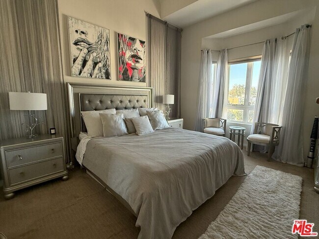 Building Photo - 12222 Wilshire Blvd