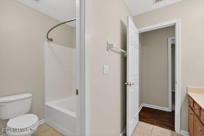 Building Photo - 1634 Majestic View Ln