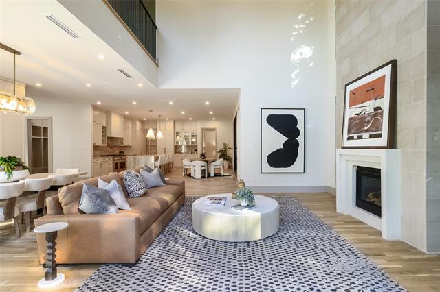 Building Photo - 6984 Santa Barbara Dr