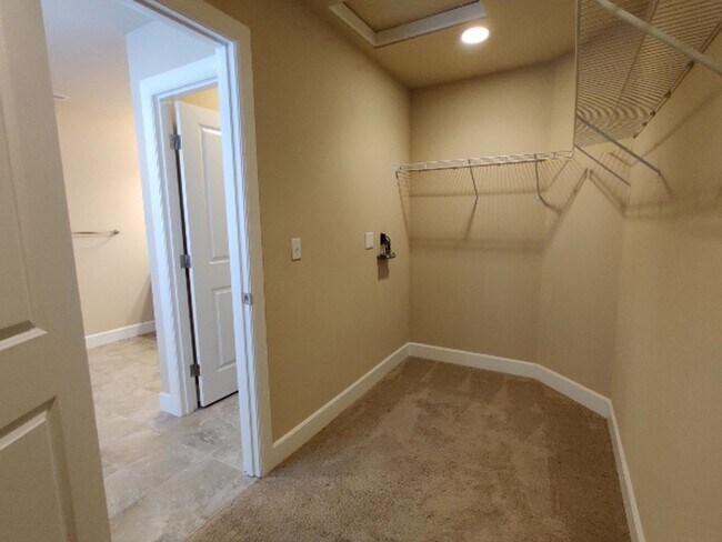 Building Photo - 1580 Ridgeview Loop SW