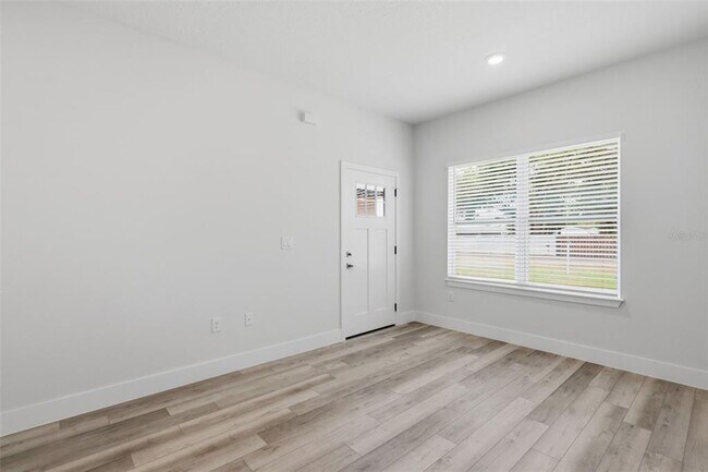 Building Photo - 16475 SE 89th Terrace
