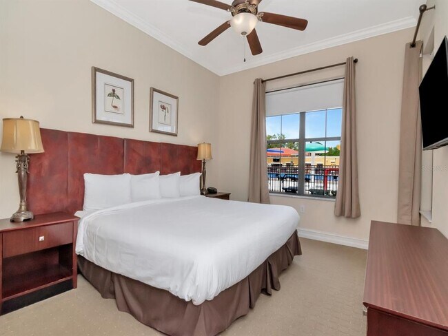 Building Photo - 13941 Clubhouse Dr