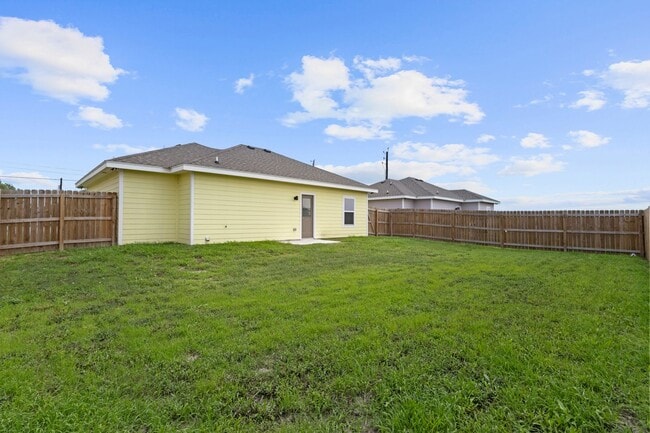 Building Photo - 426 Arroyo Ln