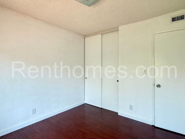 Building Photo - 8855 Centaurus Way