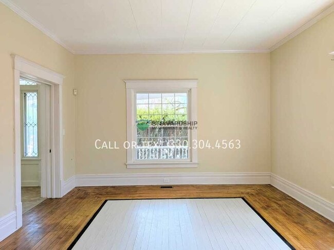 Building Photo - 724 Beall Ave