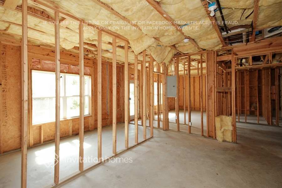 Building Photo - 134 Lynnfield Cir SE