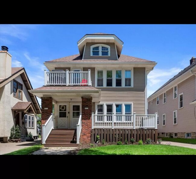 Primary Photo - 6212 W Lloyd St