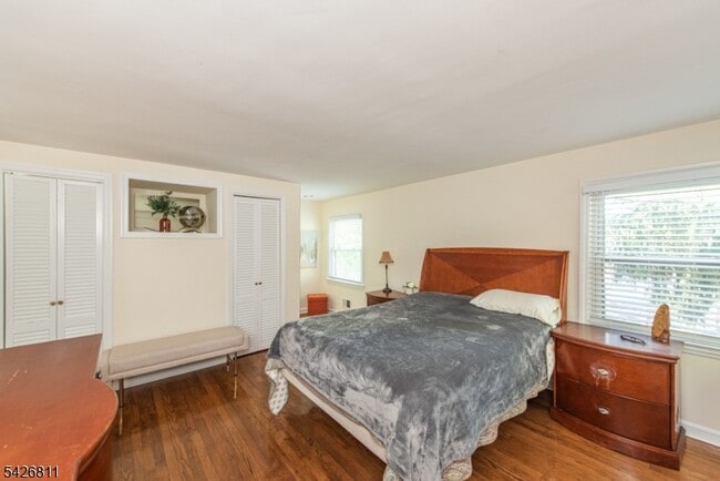 Building Photo - 123 Smull Ave