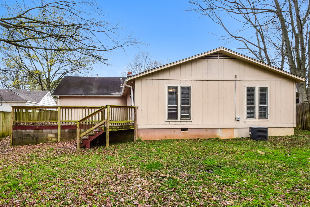 Building Photo - 2176 Woodfield Park Rd