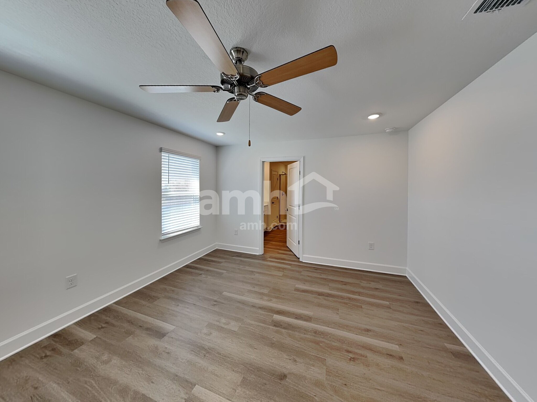 Building Photo - 16430 Cheyanne Ct