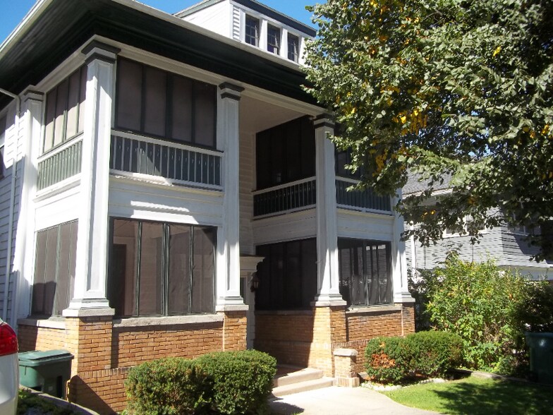 Building Photo - 163 Shepard St