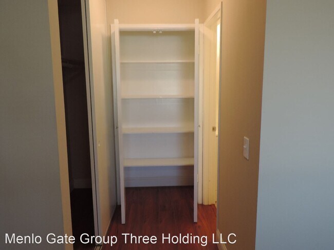 Building Photo - 3618 Alameda de las Pulgas