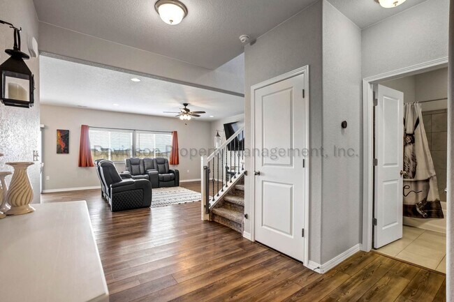 Building Photo - 8747 Bynum Dr