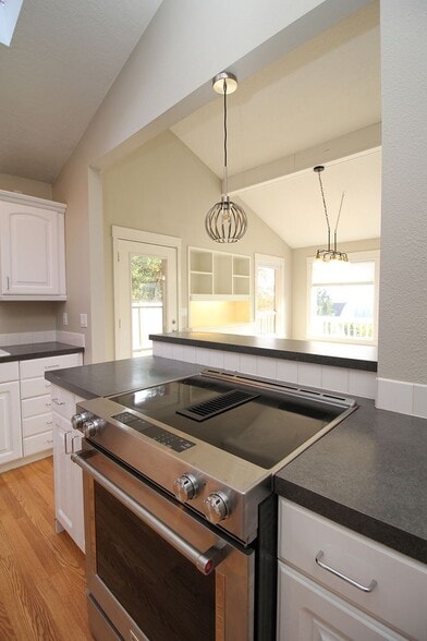 Building Photo - 11731 SW 41st Ave