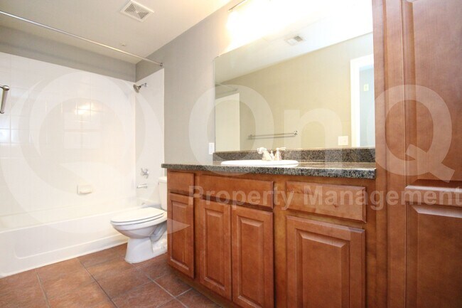 Building Photo - 16013 S Desert Foothills Pkwy