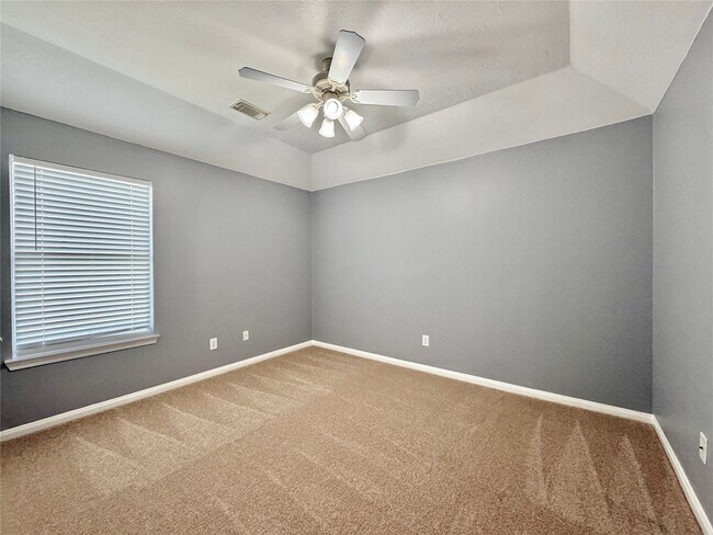 Building Photo - 24327 Lanning Dr