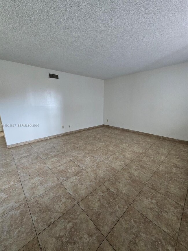 Building Photo - 2244 Madison St