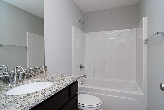 Building Photo - 421 Hosea Ct