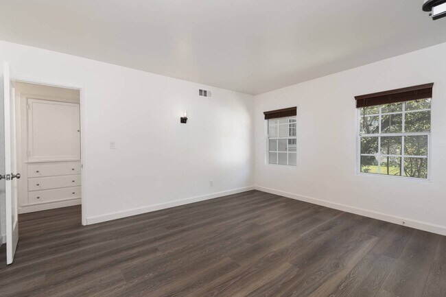 Building Photo - 4213 Wilkinson Ave