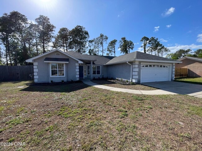 Building Photo - 140 Treasure Palm Dr