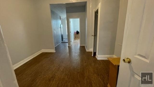 Building Photo - 3 bedroom in BROOKLYN NY 11233