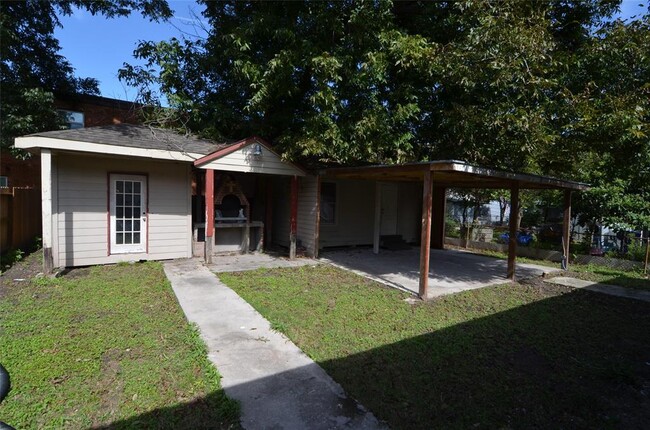 Building Photo - 7215 Force St