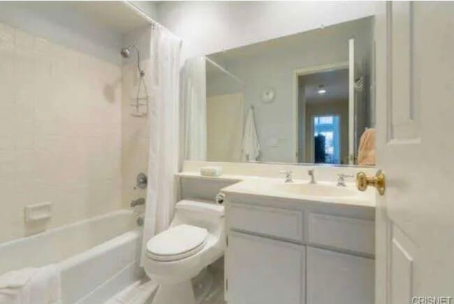 Building Photo - 26903 Deer Trail Ct