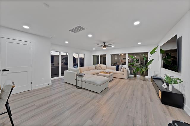 Building Photo - 4114 Delano Pl