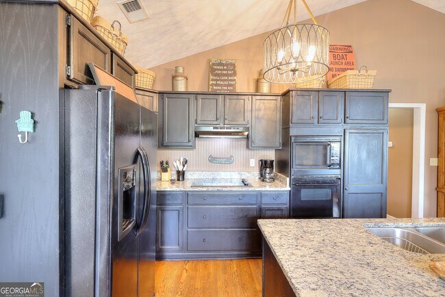 Building Photo - 377 E River Bend Dr