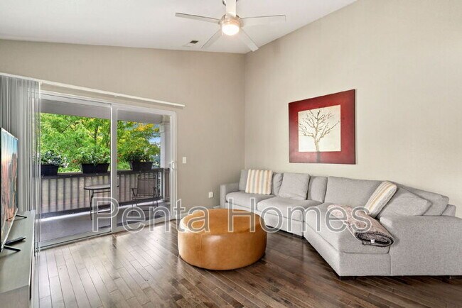 Building Photo - 4635 Hahns Peak Dr