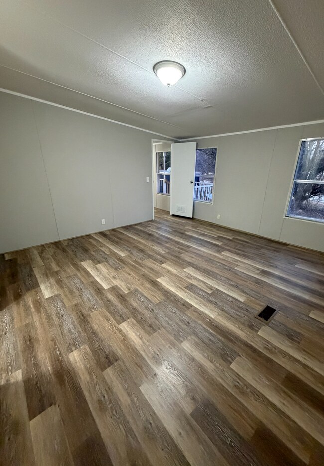 Building Photo - 1542 Jerusalem Rd