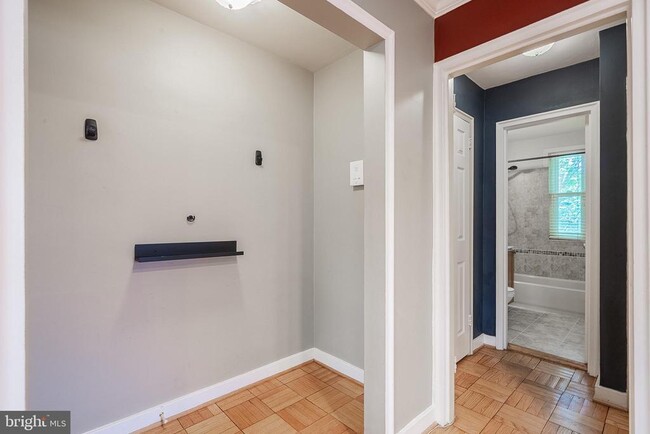 Building Photo - 4374 N Pershing Dr