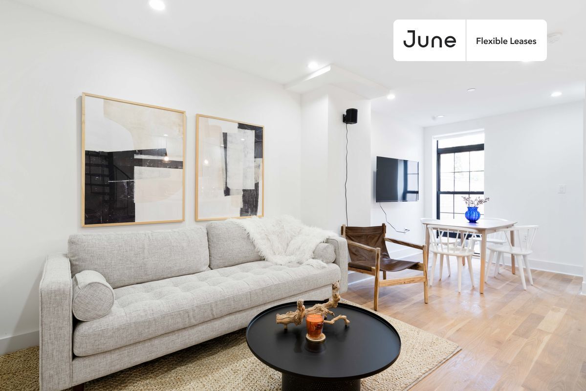 Building Photo - Stylish Private ROOM in Bed-Stuy