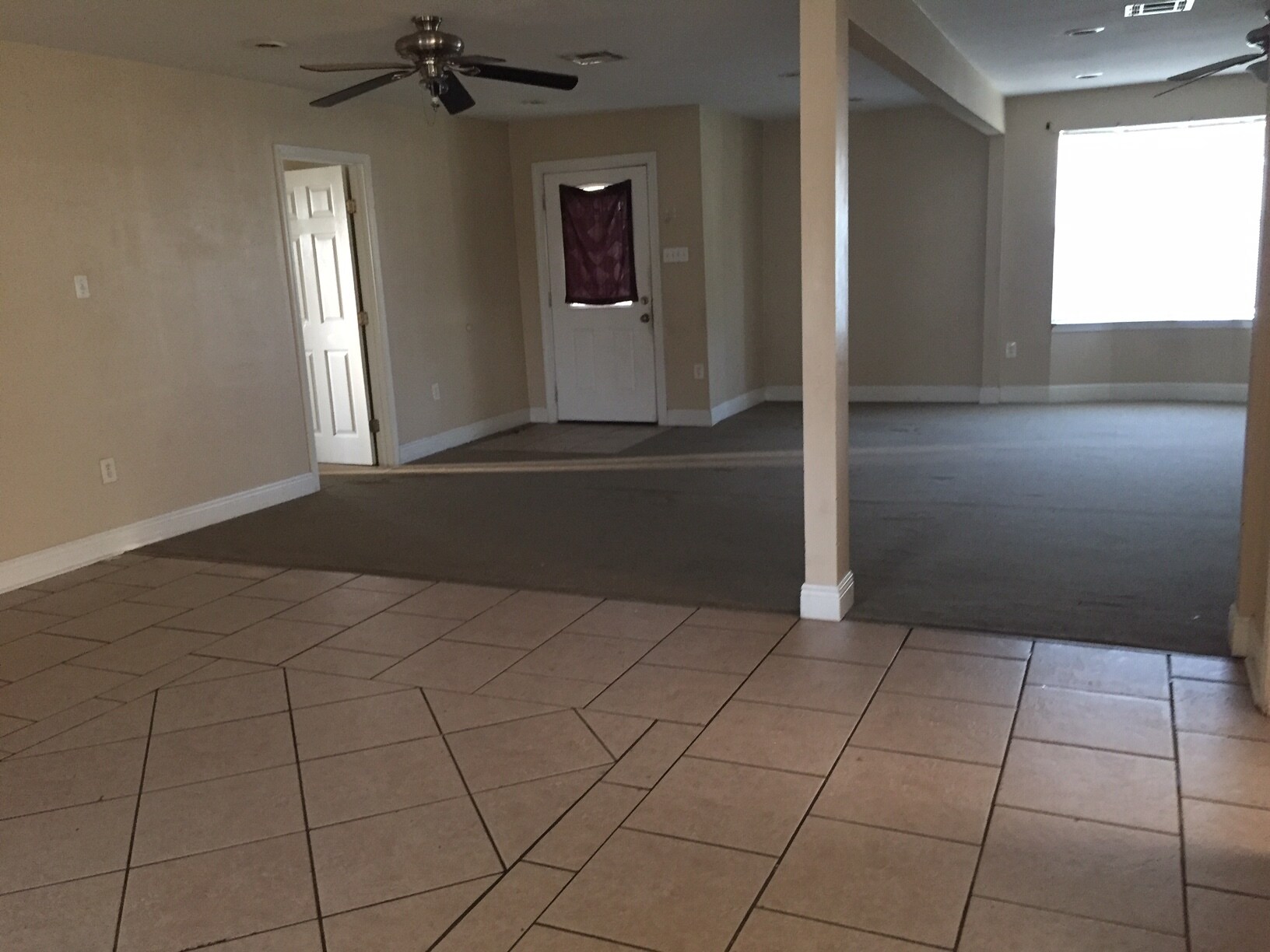 Building Photo - 8520 Benjamin Dr
