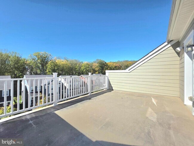Building Photo - 1552 Meadowlark Glen Rd