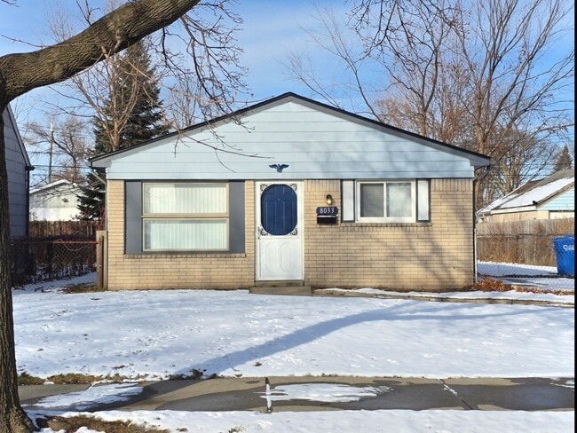 Building Photo - 8033 Studebaker Ave