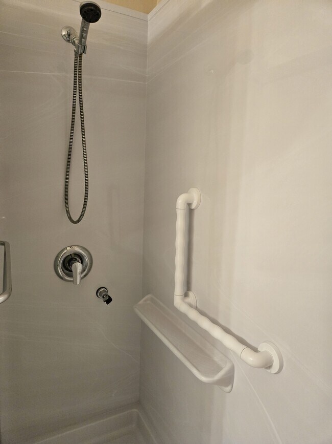 Building Photo - 5003 Double Fox Rd