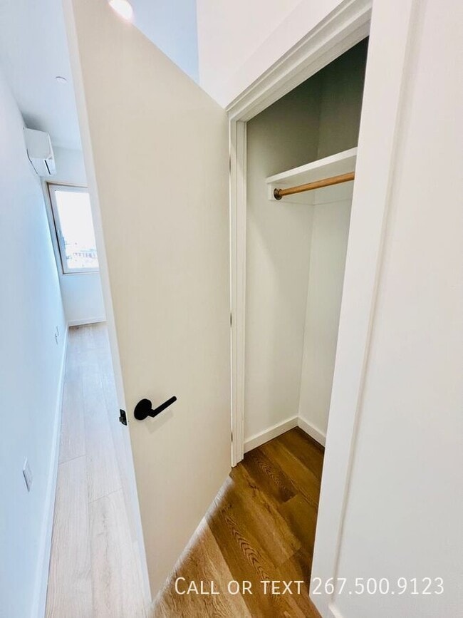 Building Photo - 1308-10 N Front St-Unit 10