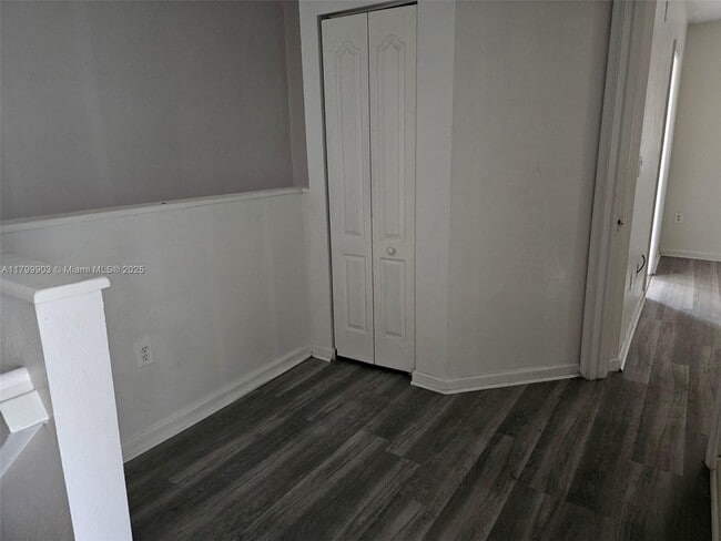 Building Photo - 21417 NW 13th Ct