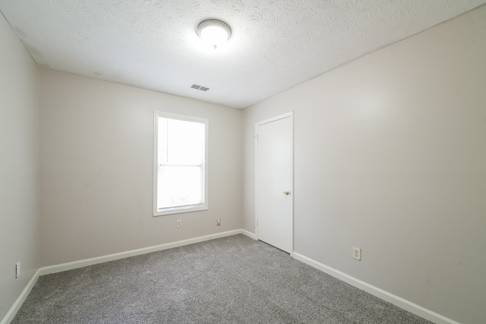 Building Photo - 1631 Pecan Log Pl