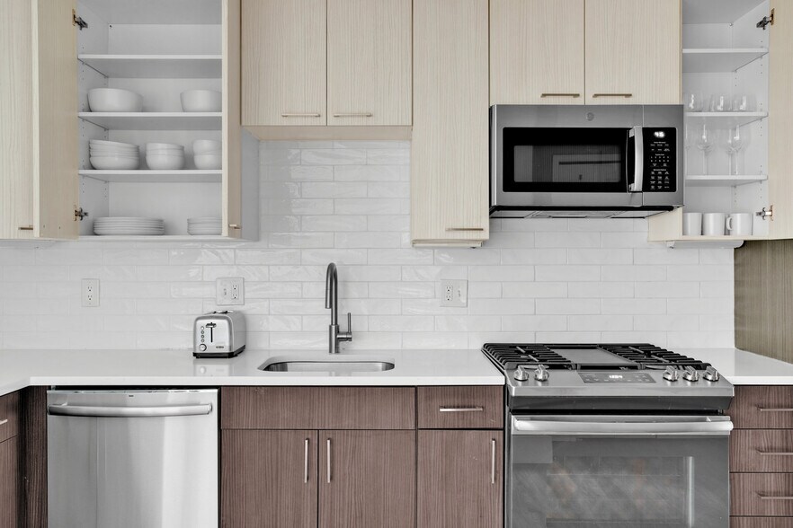 Building Photo - 1515 Richmond Hwy