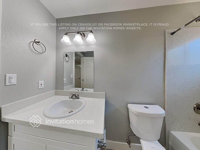 Building Photo - 7030 Checkerbloom Way