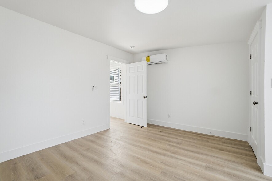 Building Photo - 2210 Eureka Ter