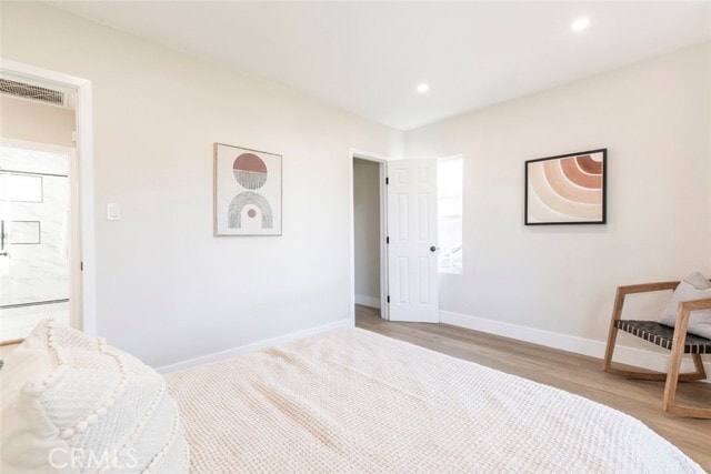 Building Photo - 8881 Morehart Ave