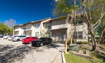 Building Photo - Beautiful 2 Bedroom 1.5 Bath in Beacon Hill