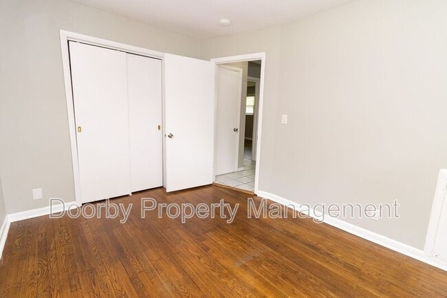 Building Photo - 2418 Hickory Valley Rd